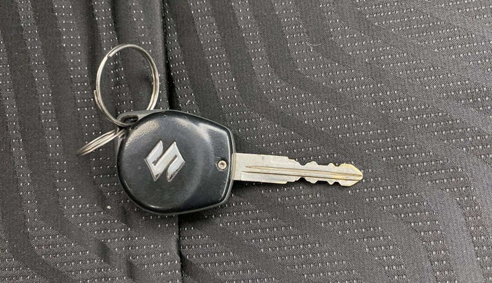 2021 Maruti Swift VXI AMT, Petrol, Automatic, 51,513 km, Key Close Up