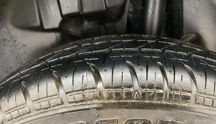 2021 Maruti Swift VXI AMT, Petrol, Automatic, 51,513 km, Left Rear Tyre Tread