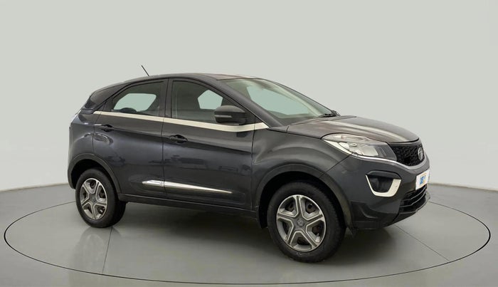 2018 Tata NEXON XM PETROL, Petrol, Manual, 33,715 km, Right Front Diagonal