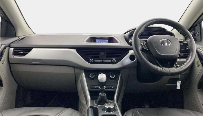 2018 Tata NEXON XM PETROL, Petrol, Manual, 33,715 km, Dashboard