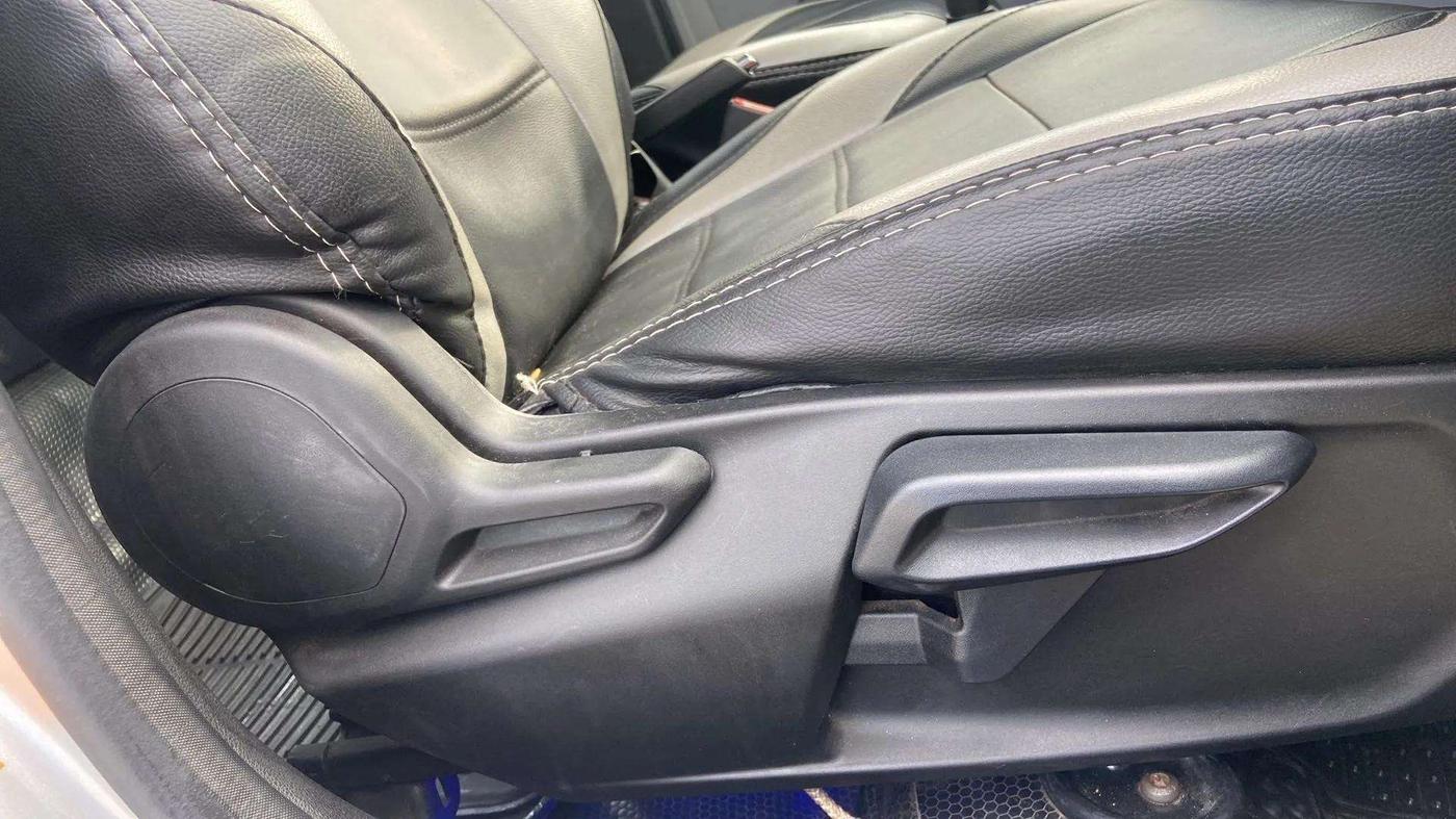 2021 Tata Tiago XZ PLUS PETROL, Petrol, Manual, 48,879 km, Driver Side Adjustment Panel