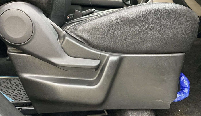 2021 Maruti New Wagon-R VXI 1.0, Petrol, Manual, 14,345 km, Driver Side Adjustment Panel
