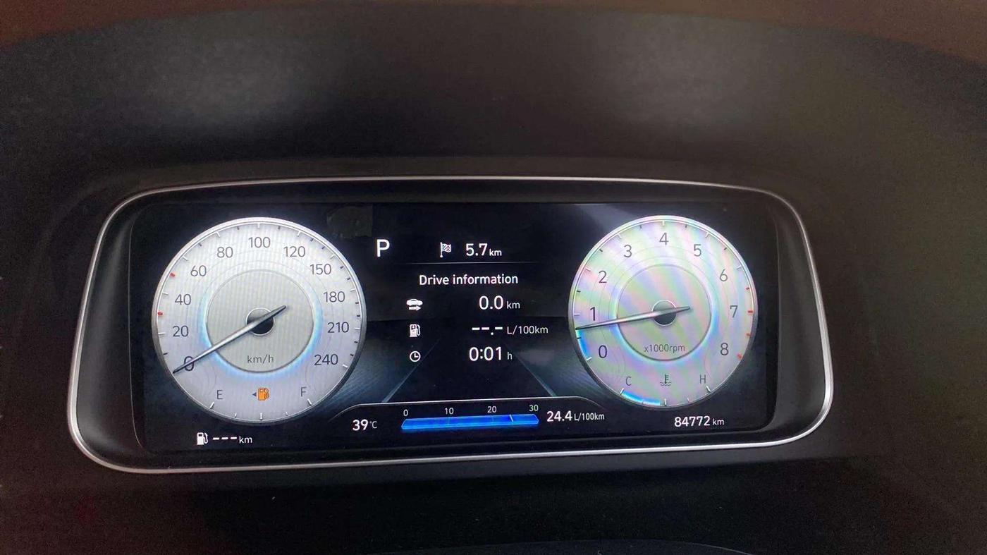 2021 Hyundai ALCAZAR PLATINUM (O) 6STR 2.0 AT, Petrol, Automatic, 84,865 km, Odometer Image