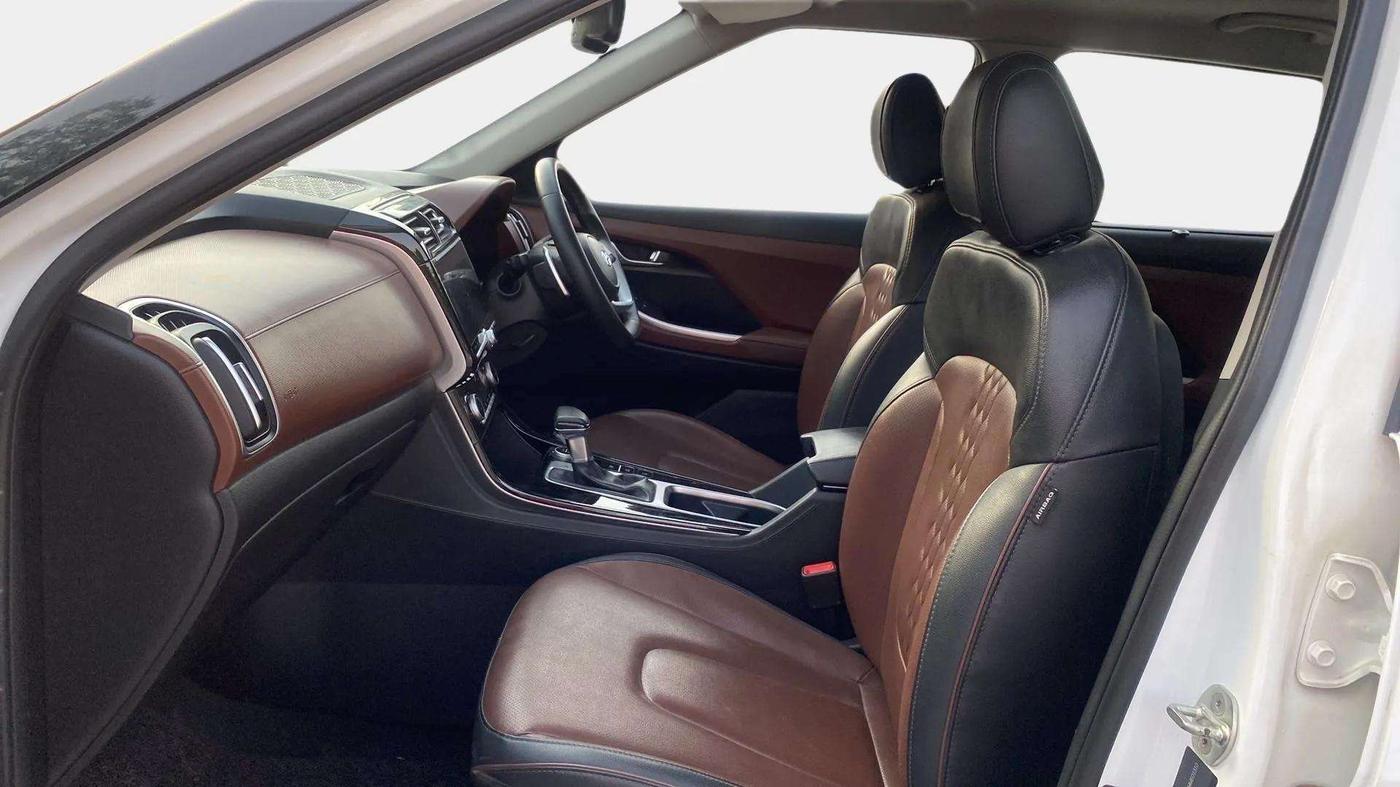 2021 Hyundai ALCAZAR PLATINUM (O) 6STR 2.0 AT, Petrol, Automatic, 84,865 km, Right Side Front Door Cabin