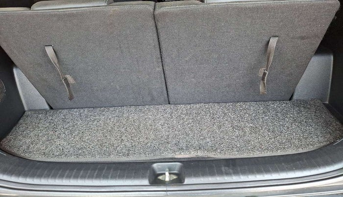 2021 Hyundai ALCAZAR PLATINUM (O) 6STR 2.0 AT, Petrol, Automatic, 84,762 km, Boot Inside