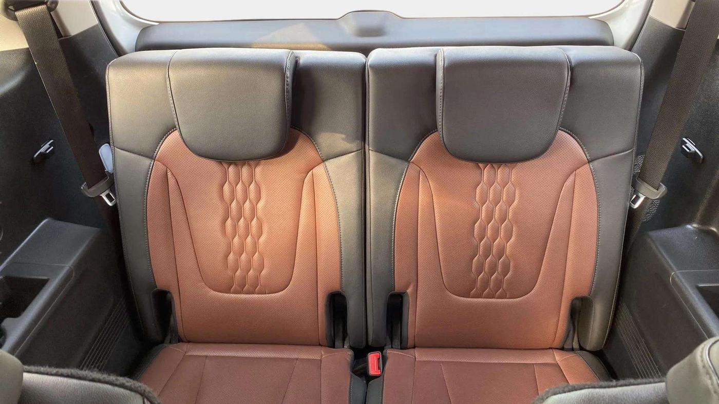 2021 Hyundai ALCAZAR PLATINUM (O) 6STR 2.0 AT, Petrol, Automatic, 84,865 km, Third Seat Row ( optional )