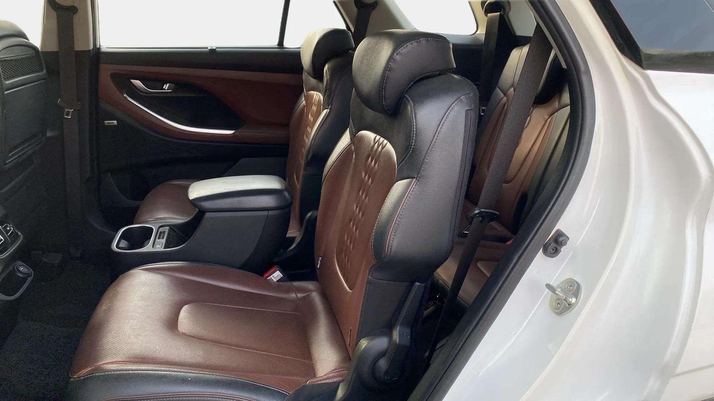 2021 Hyundai ALCAZAR PLATINUM (O) 6STR 2.0 AT, Petrol, Automatic, 84,865 km, Right Side Rear Door Cabin