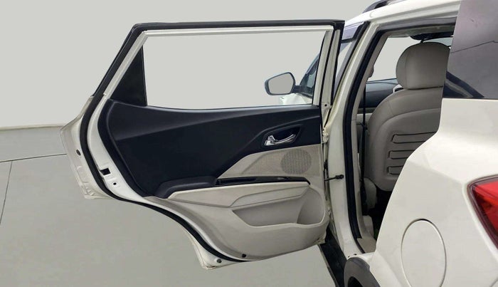 2023 Mahindra XUV300 W8 (O) 1.2 PETROL, Petrol, Manual, 36,405 km, LHS Rear Door