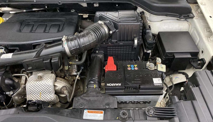 2023 Mahindra XUV300 W8 (O) 1.2 PETROL, Petrol, Manual, 36,405 km, Engine View - Left