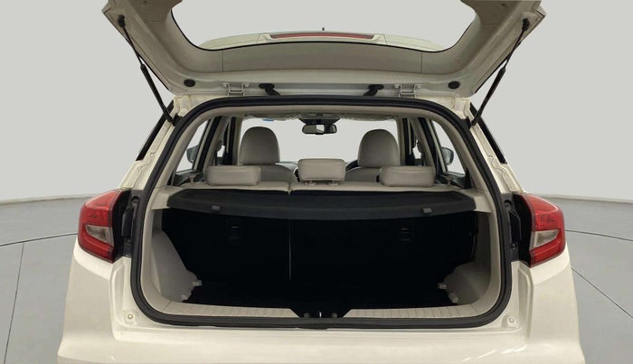 2023 Mahindra XUV300 W8 (O) 1.2 PETROL, Petrol, Manual, 36,405 km, Boot Inside