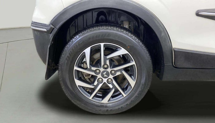 2023 Mahindra XUV300 W8 (O) 1.2 PETROL, Petrol, Manual, 36,405 km, Right Rear Wheel