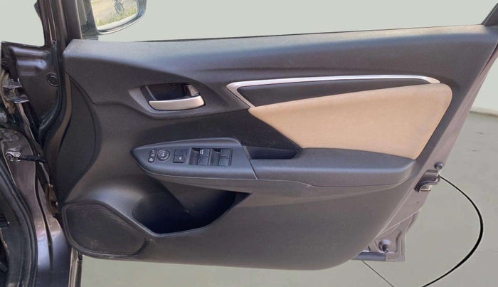 2018 Honda Jazz 1.2L I-VTEC V AT, Petrol, Automatic, 48,687 km, Driver Side Door Panels Control