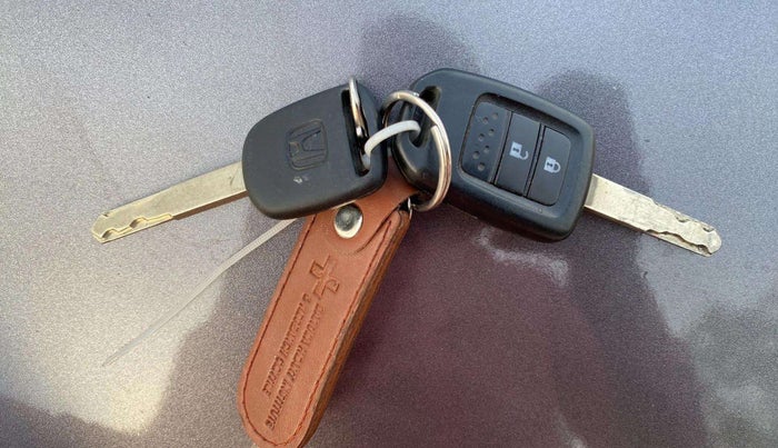2018 Honda Jazz 1.2L I-VTEC V AT, Petrol, Automatic, 48,687 km, Key Close Up
