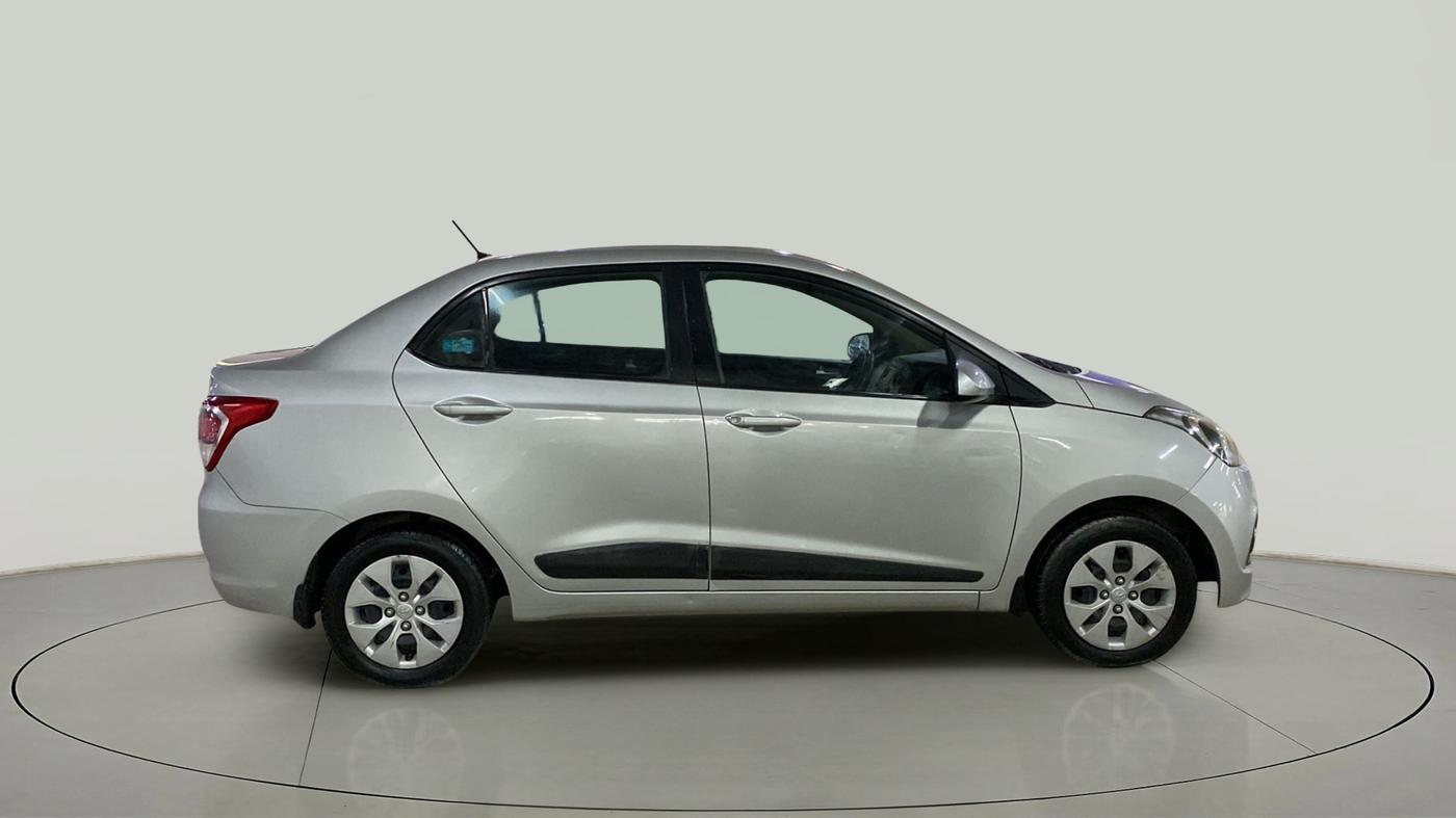 2015 Hyundai Xcent S 1.2, Petrol, Manual, 77,952 km, Right Side View