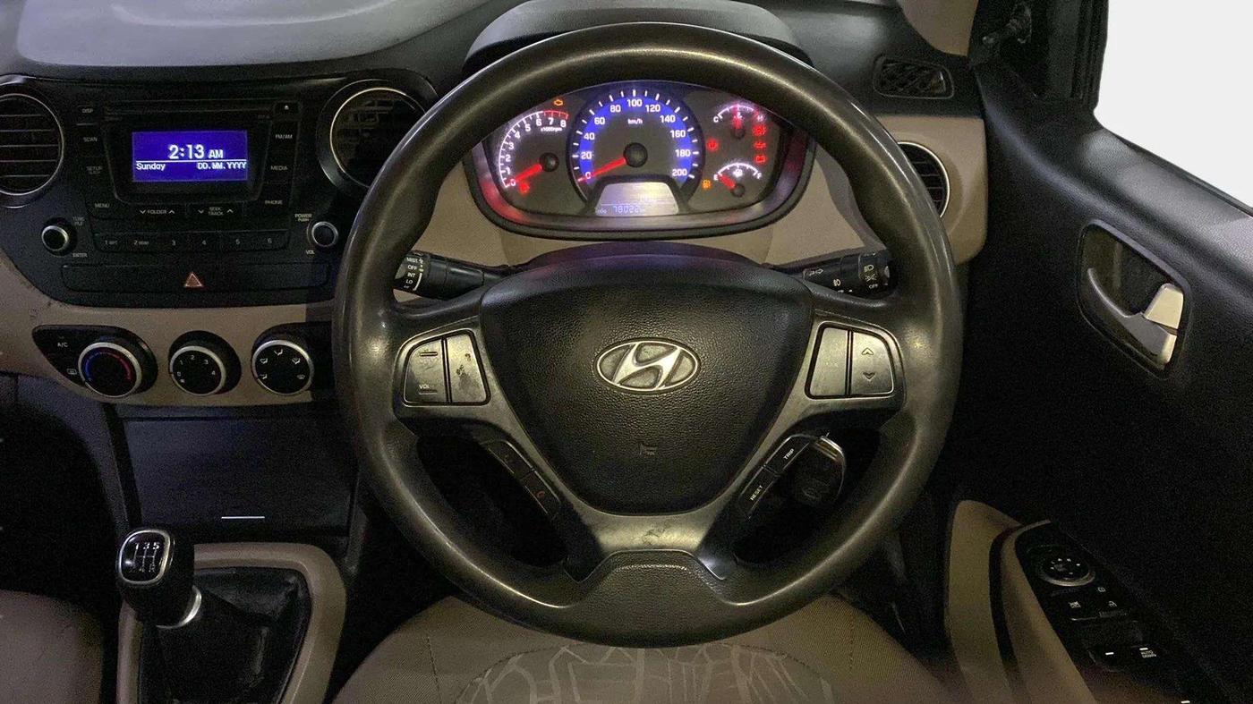 2015 Hyundai Xcent S 1.2, Petrol, Manual, 77,952 km, Steering Wheel Close Up
