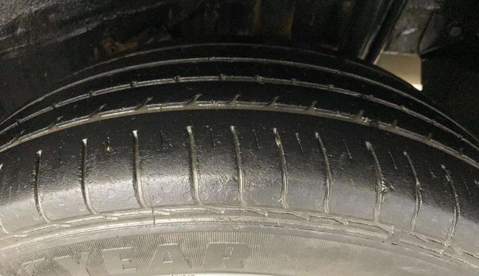 2022 Tata NEXON XE PETROL, Petrol, Manual, 53,300 km, Left Rear Tyre Tread