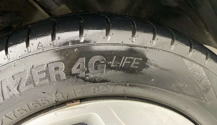 2018 Tata Tiago XT PETROL, Petrol, Manual, 65,675 km, Right Front Tyre Tread