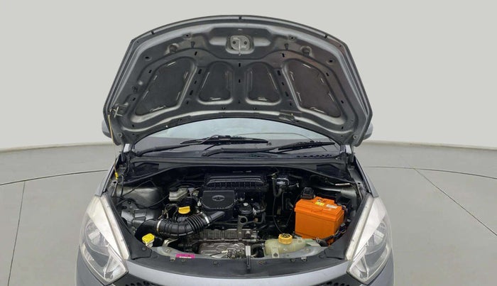 2018 Tata Tiago XT PETROL, Petrol, Manual, 65,675 km, Open Bonet