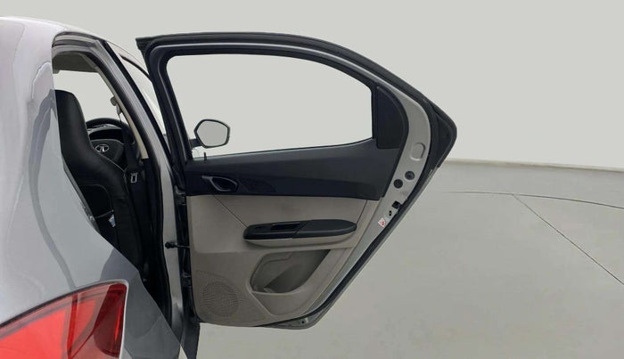 2018 Tata Tiago XT PETROL, Petrol, Manual, 65,675 km, RHS Rear Door