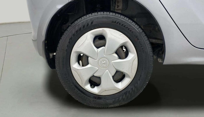 2018 Tata Tiago XT PETROL, Petrol, Manual, 65,675 km, Right Rear Wheel