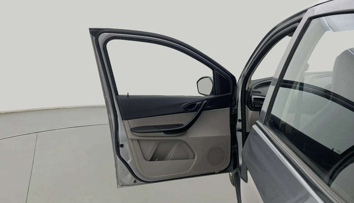 2018 Tata Tiago XT PETROL, Petrol, Manual, 65,675 km, LHS Front Door