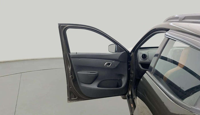 2019 Renault Kwid RXT 1.0 (O), Petrol, Manual, 28,772 km, LHS Front Door