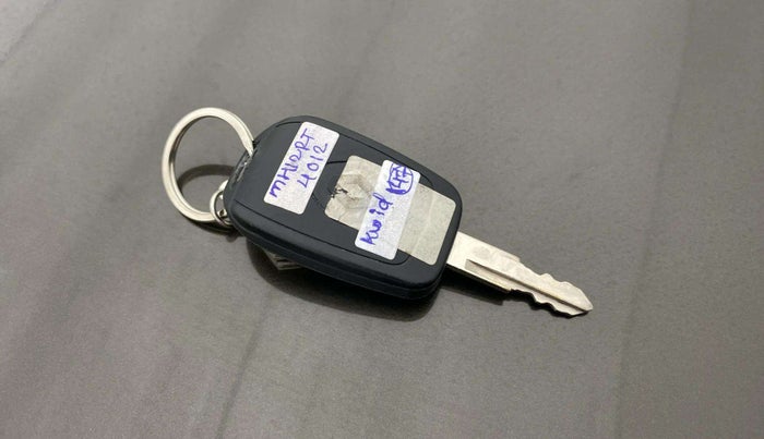 2019 Renault Kwid RXT 1.0 (O), Petrol, Manual, 28,772 km, Key Close Up