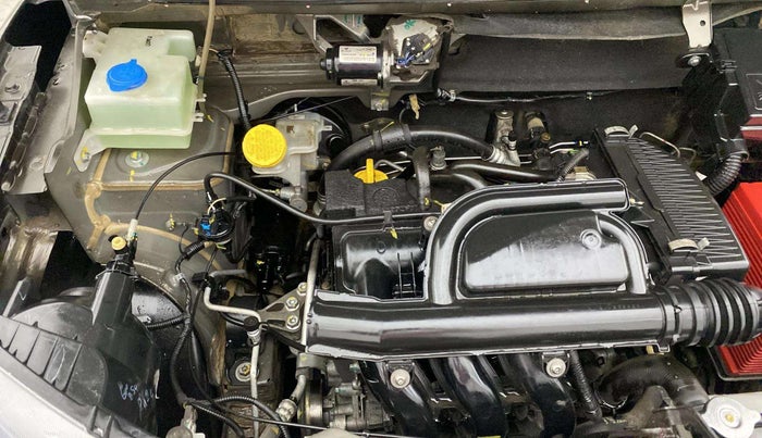 2019 Renault Kwid RXT 1.0 (O), Petrol, Manual, 28,772 km, Engine View - Right