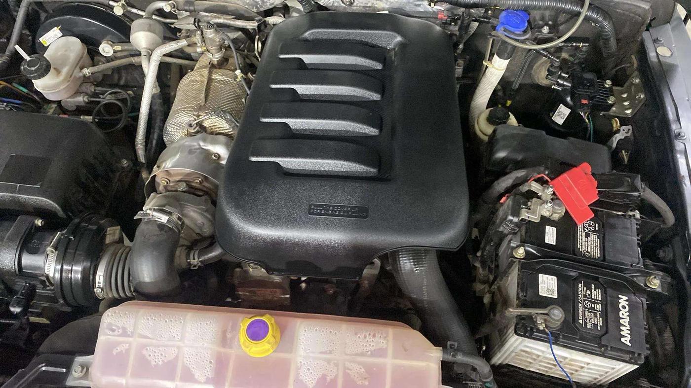 2020 Mahindra Thar LX D 4WD MT CONVERTIBLE, Diesel, Manual, 29,639 km, Engine View - Left