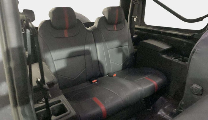 2020 Mahindra Thar LX D 4WD MT CONVERTIBLE, Diesel, Manual, 29,639 km, Right Side Rear Door Cabin