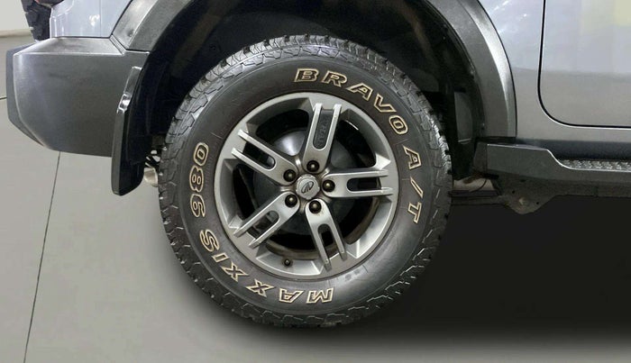 2020 Mahindra Thar LX D 4WD MT CONVERTIBLE, Diesel, Manual, 29,639 km, Right Rear Wheel
