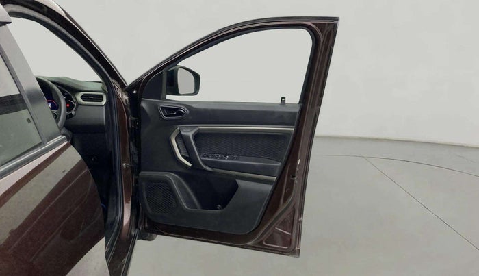 2022 Renault Kiger RXZ MT, Petrol, Manual, 35,578 km, RHS Front Door