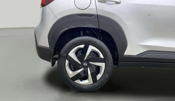 2022 Nissan MAGNITE XL, Petrol, Manual, 24,647 km, Right Rear Wheel