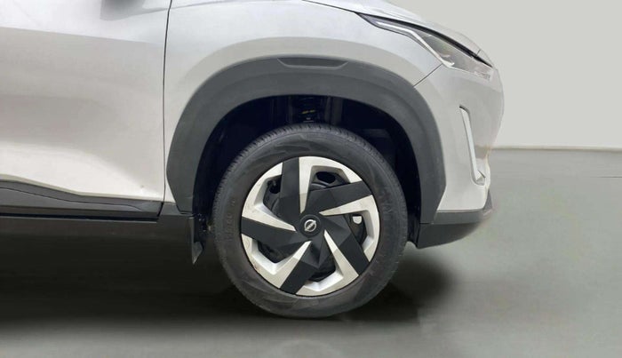 2022 Nissan MAGNITE XL, Petrol, Manual, 24,647 km, Right Front Wheel