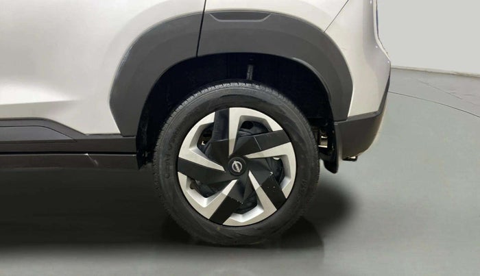 2022 Nissan MAGNITE XL, Petrol, Manual, 24,647 km, Left Rear Wheel