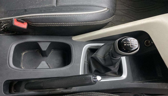 2022 Nissan MAGNITE XL, Petrol, Manual, 24,647 km, Gear Lever