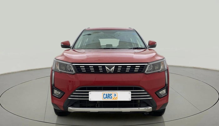 2023 Mahindra XUV300 W8 (O) 1.2 PETROL AMT, Petrol, Automatic, 10,863 km, Front