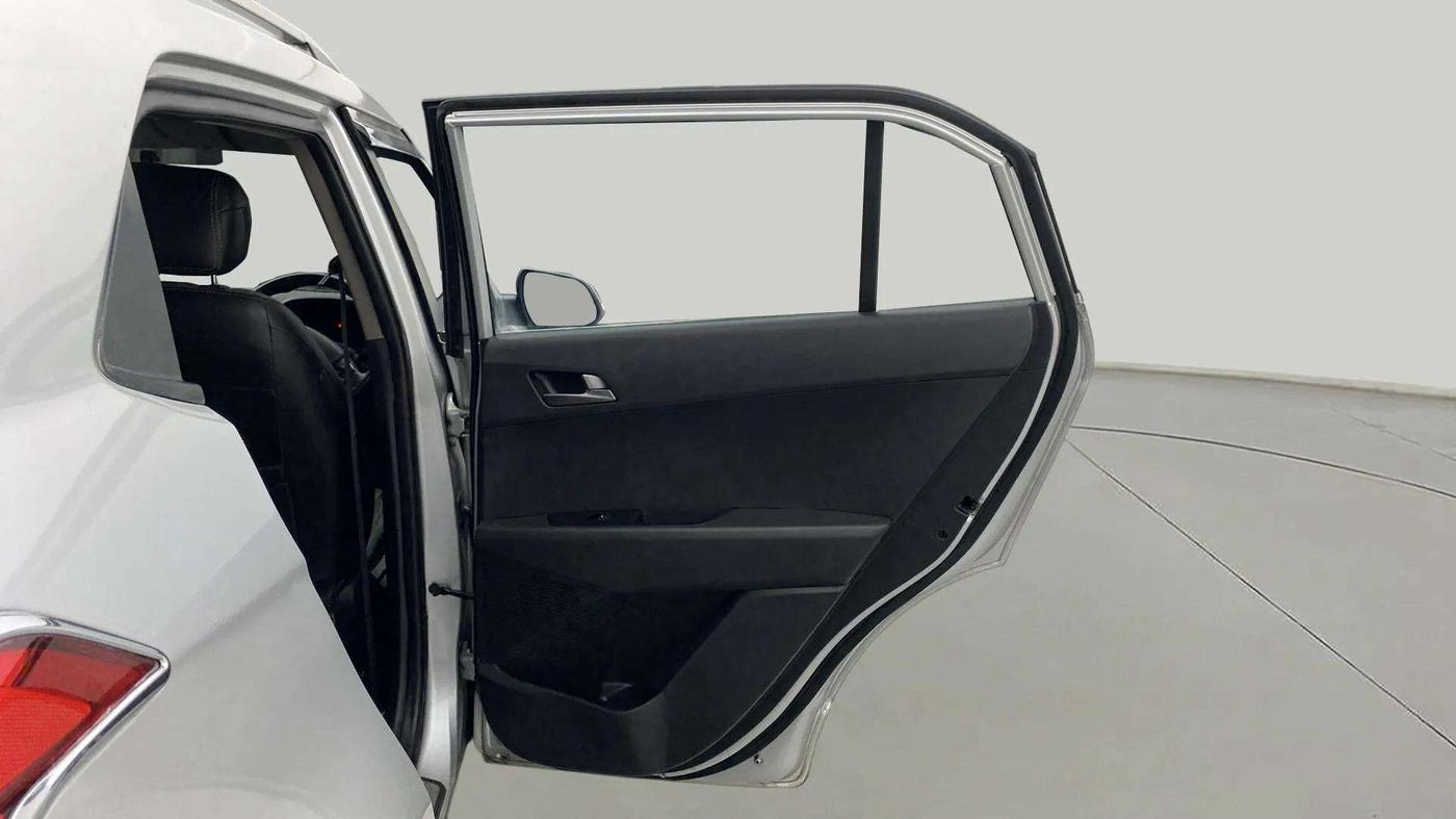 2016 Hyundai Creta SX PLUS AT 1.6 PETROL, Petrol, Automatic, 69,938 km, RHS Rear Door
