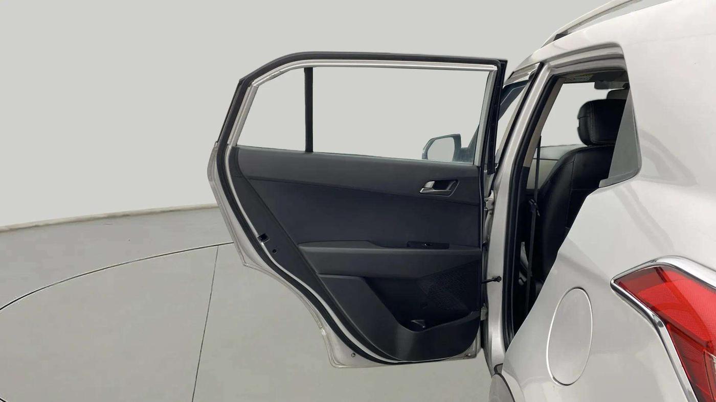2016 Hyundai Creta SX PLUS AT 1.6 PETROL, Petrol, Automatic, 69,938 km, LHS Rear Door
