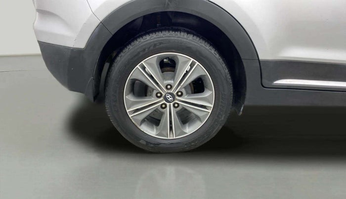 2016 Hyundai Creta SX PLUS AT 1.6 PETROL, Petrol, Automatic, 69,892 km, Right Rear Wheel