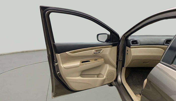 2018 Maruti Ciaz DELTA 1.5 SHVS MT PETROL, Petrol, Manual, 48,775 km, LHS Front Door