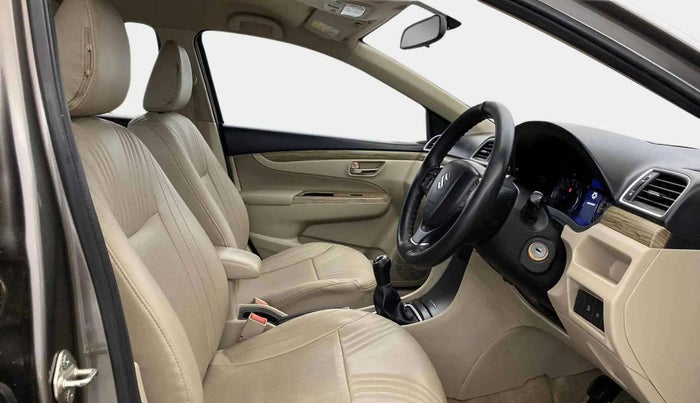 2018 Maruti Ciaz DELTA 1.5 SHVS MT PETROL, Petrol, Manual, 48,775 km, Right Side Front Door Cabin