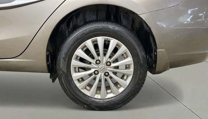 2018 Maruti Ciaz DELTA 1.5 SHVS MT PETROL, Petrol, Manual, 48,775 km, Left Rear Wheel