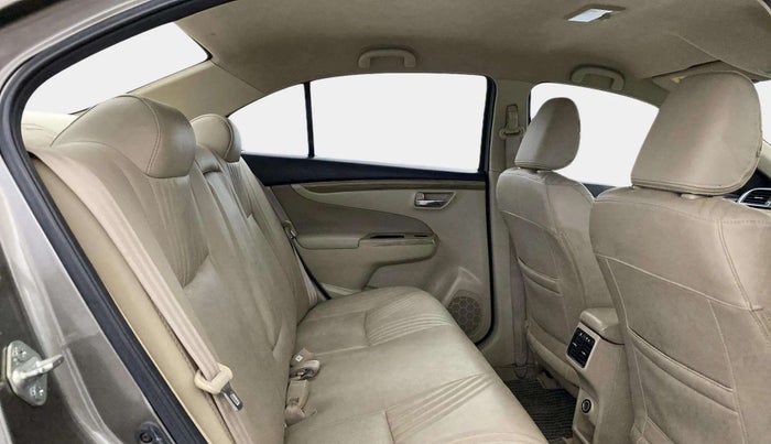 2018 Maruti Ciaz DELTA 1.5 SHVS MT PETROL, Petrol, Manual, 48,775 km, Right Side Rear Door Cabin