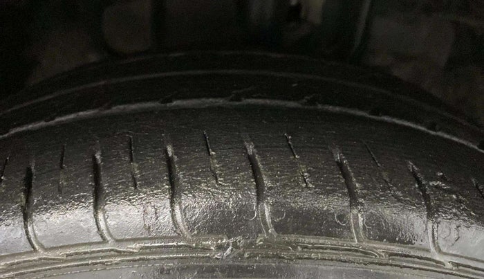2020 Tata TIGOR XZ PLUS PETROL, Petrol, Manual, 38,654 km, Right Front Tyre Tread