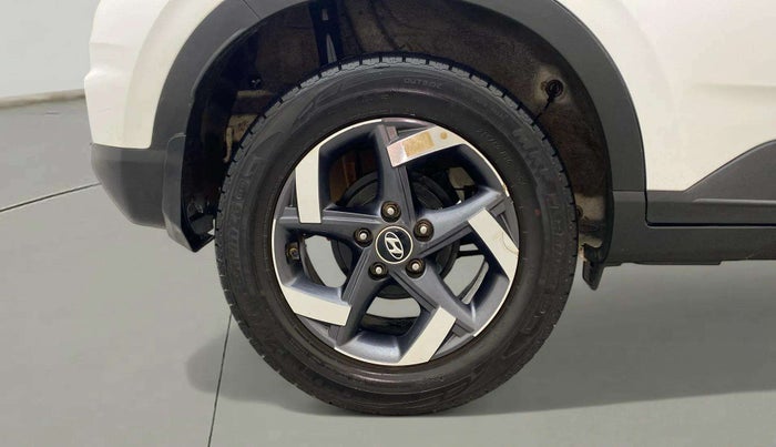2021 Hyundai VENUE SX (O) 1.5 CRDI, Diesel, Manual, 53,677 km, Right Rear Wheel