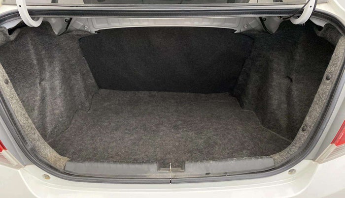 2016 Honda Amaze 1.2L I-VTEC S, Petrol, Manual, 22,500 km, Boot Inside