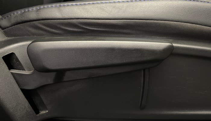 2023 Tata ALTROZ XZA PLUS DARK EDTION, Petrol, Automatic, 25,887 km, Driver Side Adjustment Panel