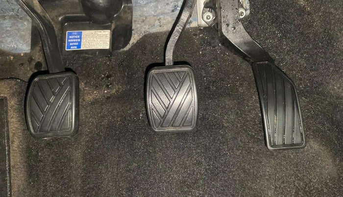 2018 Maruti S Cross ZETA 1.3, Diesel, Manual, 85,621 km, Pedals