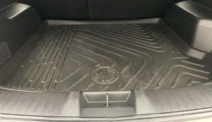 2019 MG HECTOR SHARP 1.5 DCT PETROL, Petrol, Automatic, 73,898 km, Boot Inside